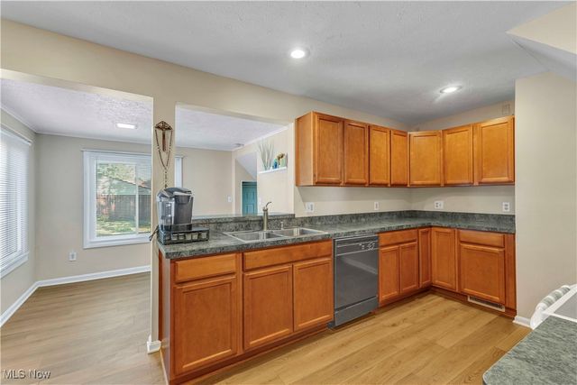 4283 Holl Avenue, Sheffield Lake, OH 44054