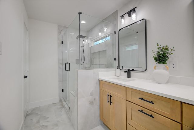 5822 Birchmont Drive, Houston, TX 77092