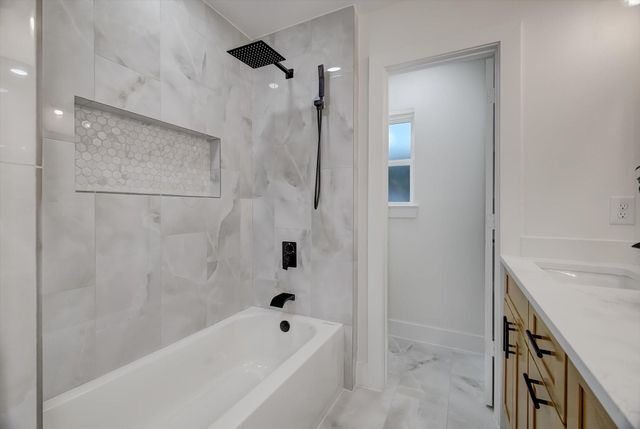 5822 Birchmont Drive, Houston, TX 77092