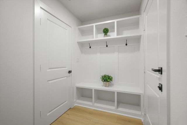 5822 Birchmont Drive, Houston, TX 77092