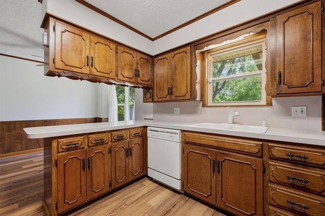 820 Layne Drive, Denison, TX 75020