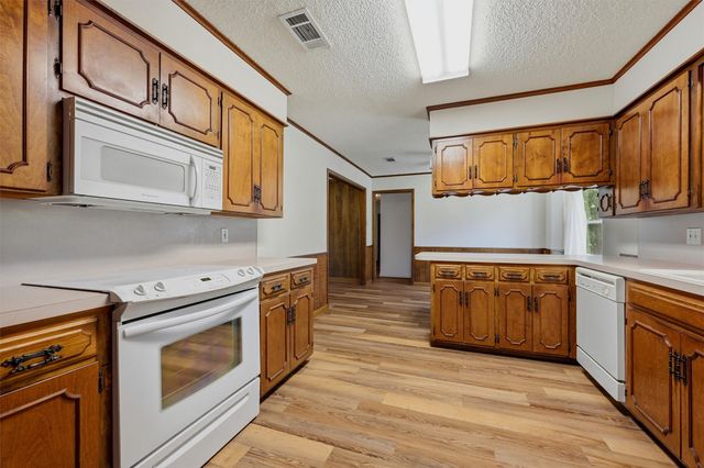 820 Layne Drive, Denison, TX 75020