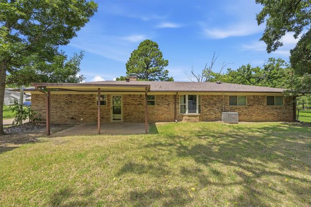 820 Layne Drive, Denison, TX 75020