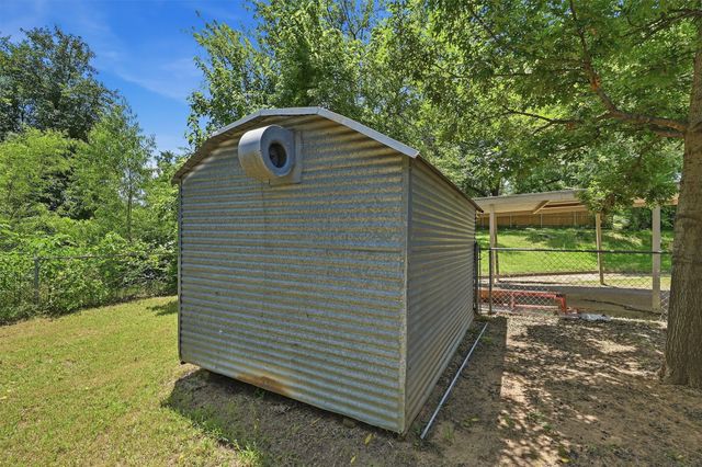 820 Layne Drive, Denison, TX 75020