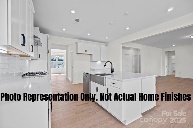 514 Cottage Garden Lane, Belmont, NC 28012