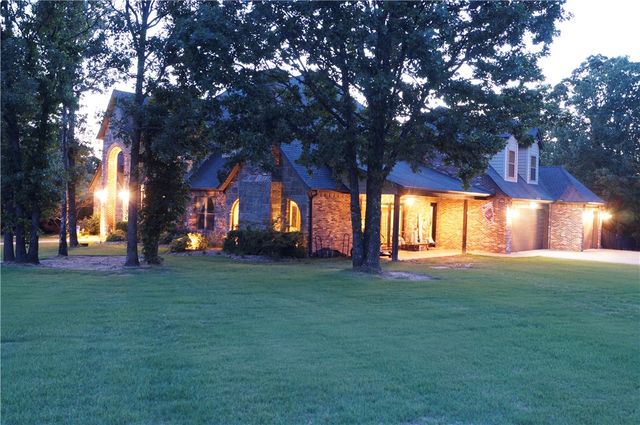 6006 W Kennedy Drive, Fayetteville, AR 72704