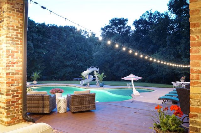 6006 W Kennedy Drive, Fayetteville, AR 72704