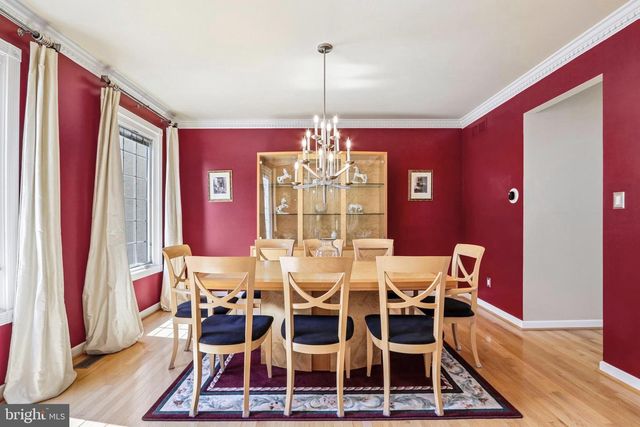 1096 LILY POND LN, Yardley, PA 19067