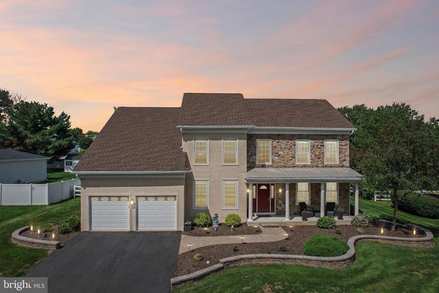 1096 LILY POND LN, Yardley, PA 19067