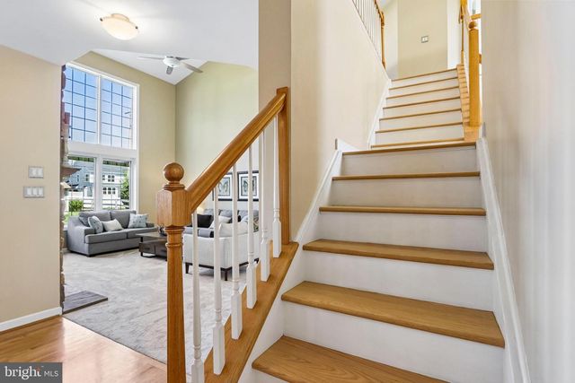 1096 LILY POND LN, Yardley, PA 19067