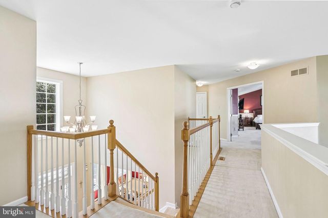 1096 LILY POND LN, Yardley, PA 19067