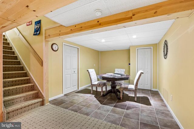 1096 LILY POND LN, Yardley, PA 19067