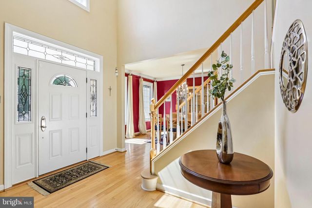 1096 LILY POND LN, Yardley, PA 19067