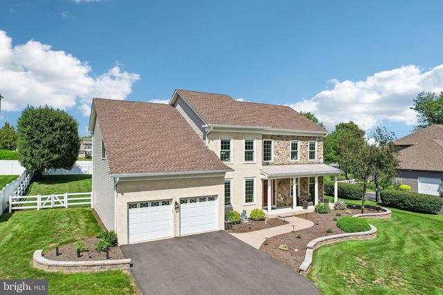 1096 LILY POND LN, Yardley, PA 19067