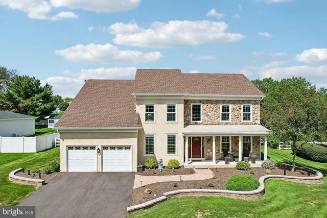 1096 LILY POND LN, Yardley, PA 19067