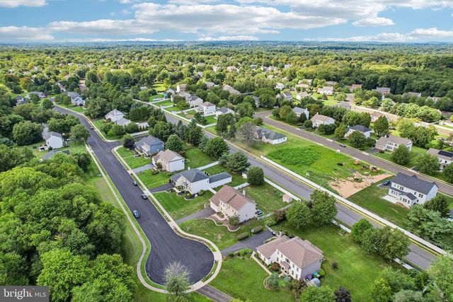 1096 LILY POND LN, Yardley, PA 19067
