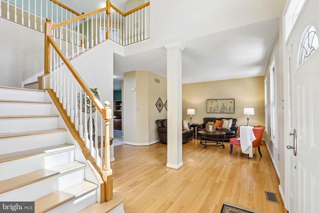 1096 LILY POND LN, Yardley, PA 19067