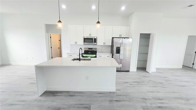 13549 SW 47TH CIRCLE, Ocala, FL 34473