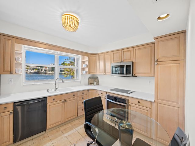 3212 S Ocean 101-a, Highland Beach, FL 33487