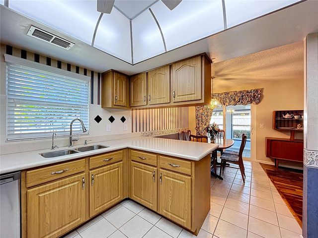 14711 TALL TREE DRIVE, Lutz, FL 33559