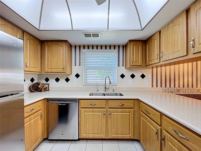 14711 TALL TREE DRIVE, Lutz, FL 33559