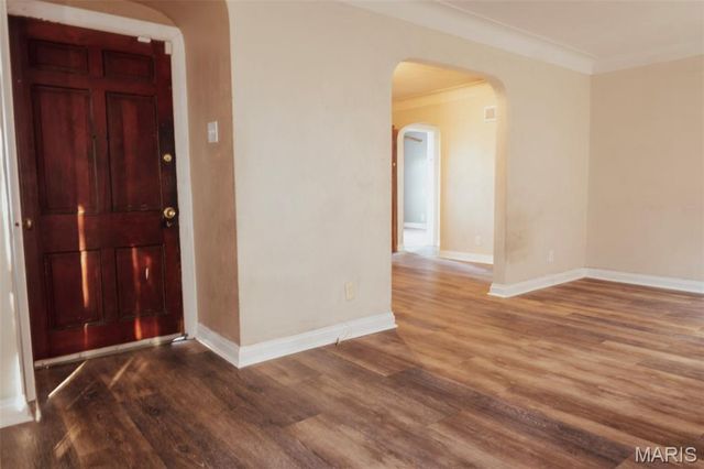 324 N Dade Avenue, Ferguson, MO 63135