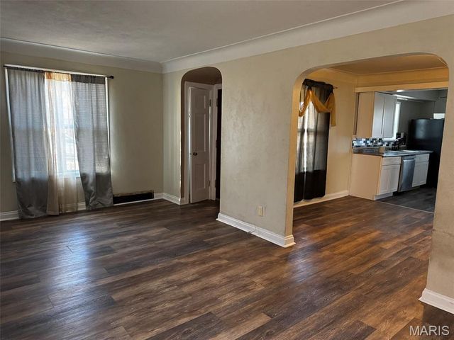 324 N Dade Avenue, Ferguson, MO 63135