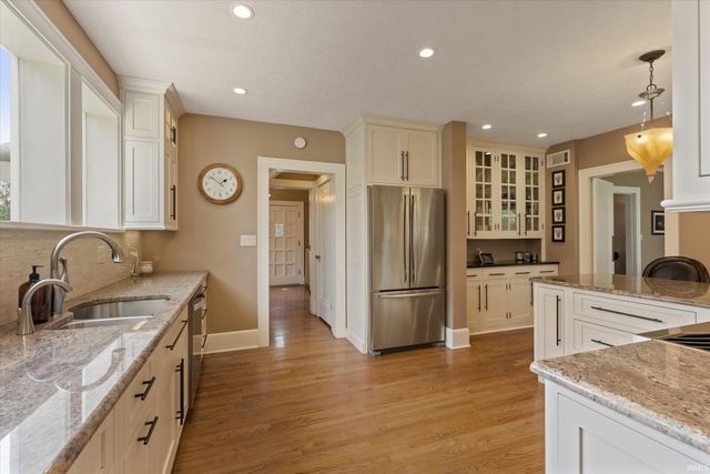 1315 E Wayne Street North Street, South Bend, IN 46615