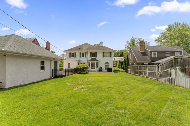 1315 E Wayne Street North Street, South Bend, IN 46615