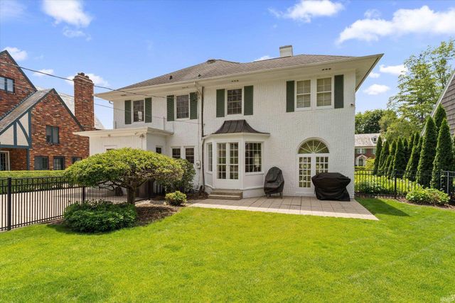 1315 E Wayne Street North Street, South Bend, IN 46615