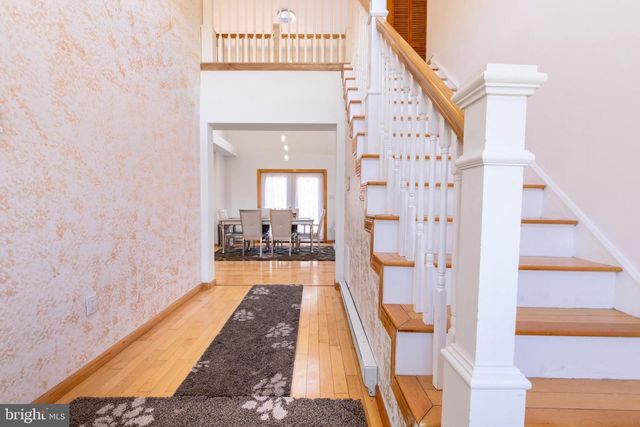 27 BRUNSWICK DR, Mount Pocono, PA 18344