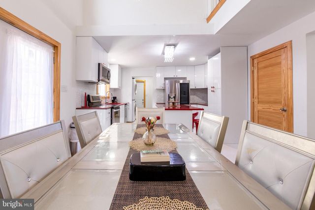 27 BRUNSWICK DR, Mount Pocono, PA 18344