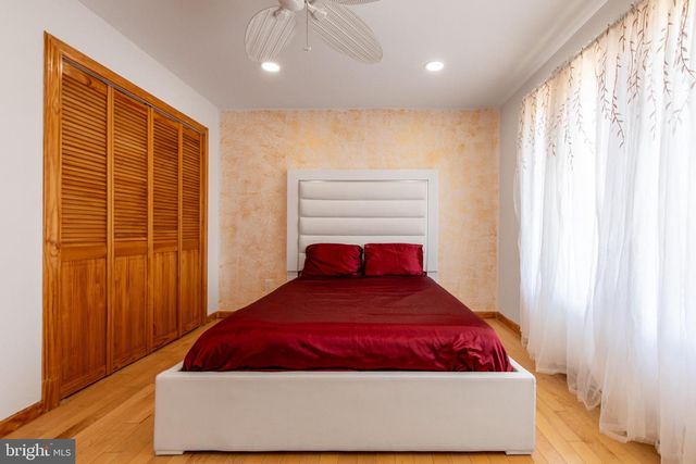 27 BRUNSWICK DR, Mount Pocono, PA 18344