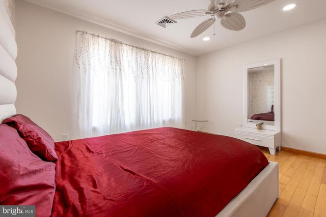 27 BRUNSWICK DR, Mount Pocono, PA 18344