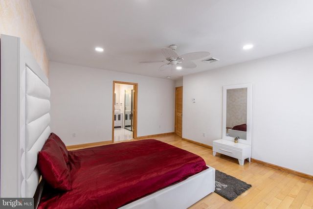 27 BRUNSWICK DR, Mount Pocono, PA 18344