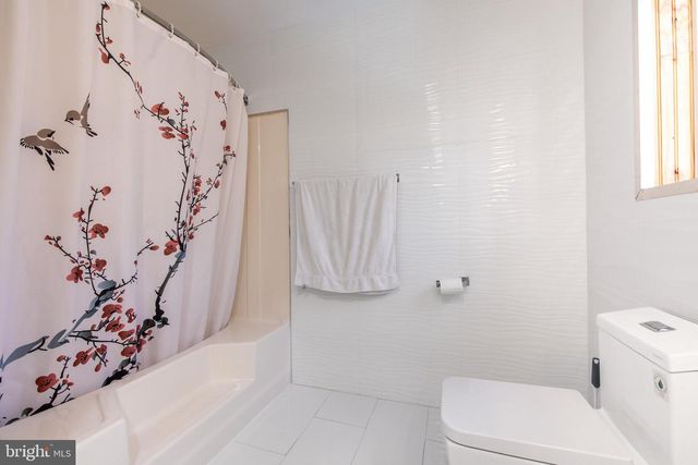 27 BRUNSWICK DR, Mount Pocono, PA 18344