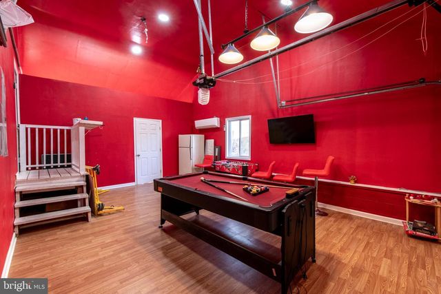 27 BRUNSWICK DR, Mount Pocono, PA 18344