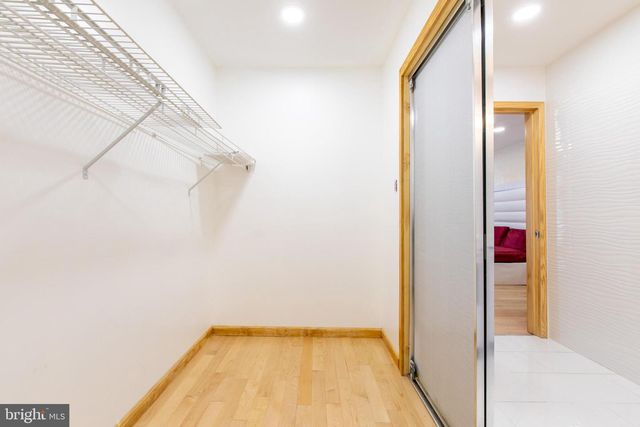 27 BRUNSWICK DR, Mount Pocono, PA 18344