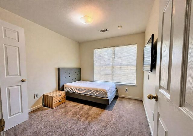 290 Brookview Drive, Riverdale, GA 30274