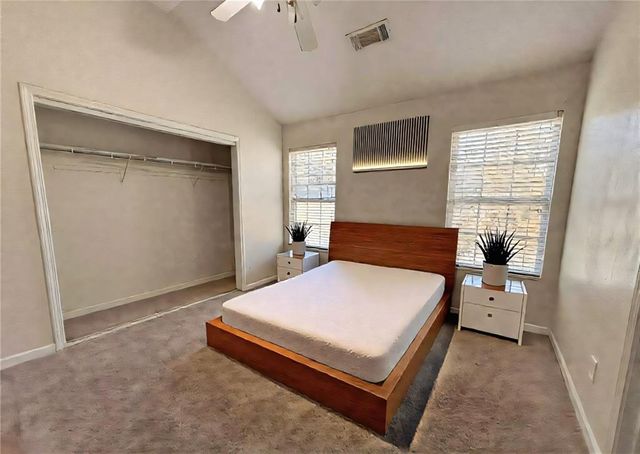 290 Brookview Drive, Riverdale, GA 30274