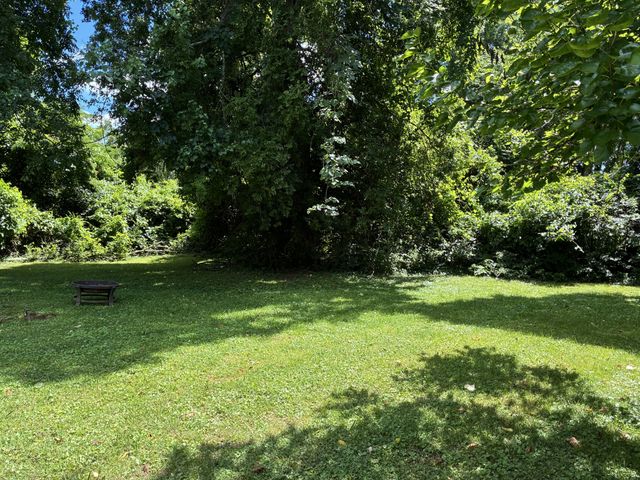1416 Greenland Ave, Nashville, TN 37216