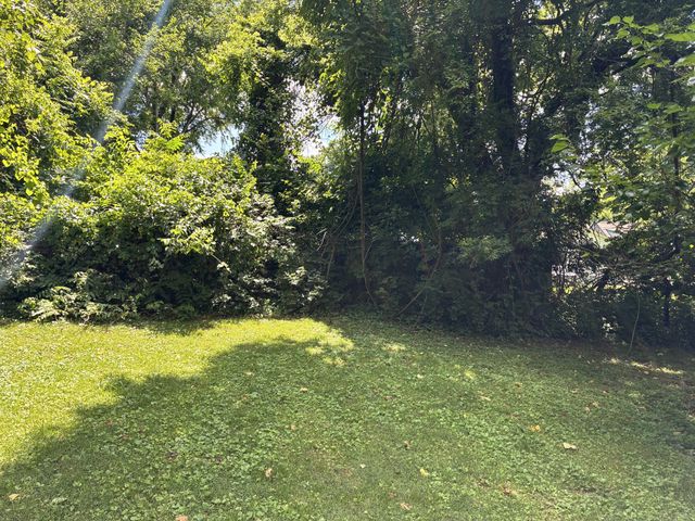 1416 Greenland Ave, Nashville, TN 37216