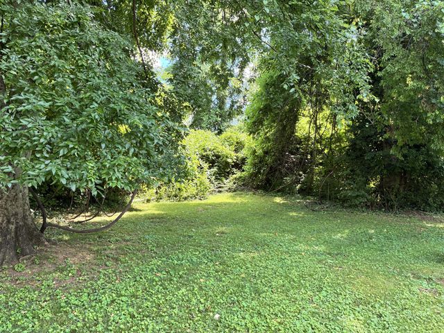 1416 Greenland Ave, Nashville, TN 37216