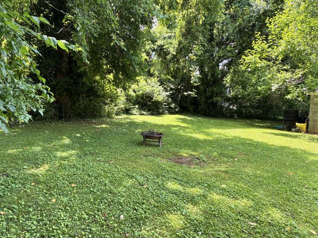 1416 Greenland Ave, Nashville, TN 37216
