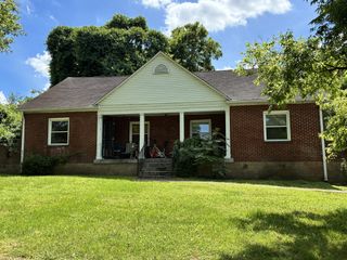 1416 Greenland Ave, Nashville, TN 37216