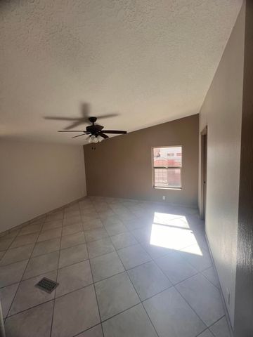 2713 Barcelona Road SW, Albuquerque, NM 87105