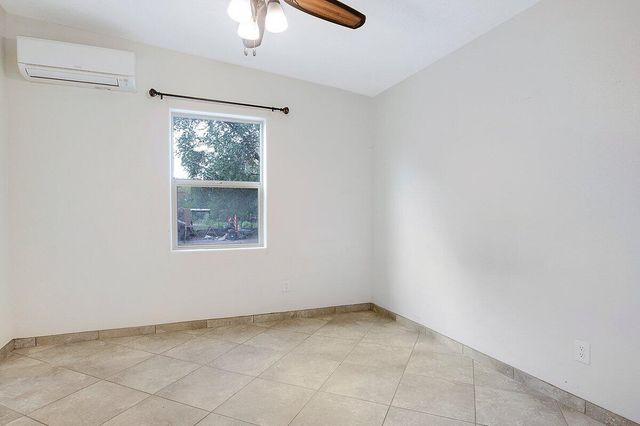 2713 Barcelona Road SW, Albuquerque, NM 87105