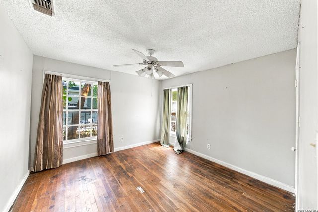 146 Zilla St, San Antonio, TX 78212