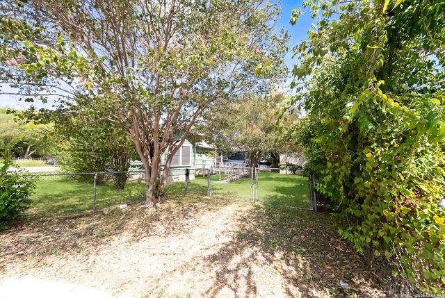 146 Zilla St, San Antonio, TX 78212