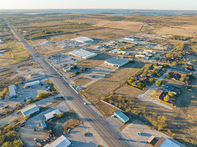 3402 W Walker Street, Breckenridge, TX 76424